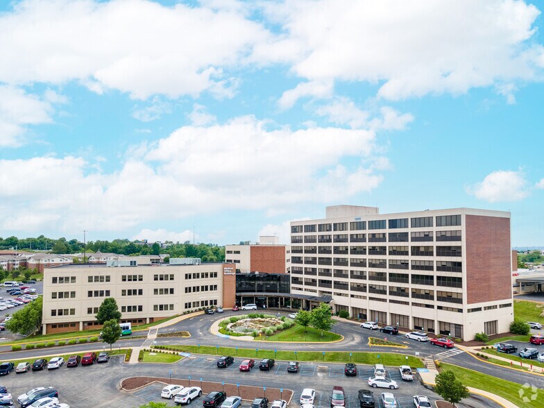 12255 DePaul Dr, Bridgeton, MO for lease - Primary Photo - Image 1 of 27