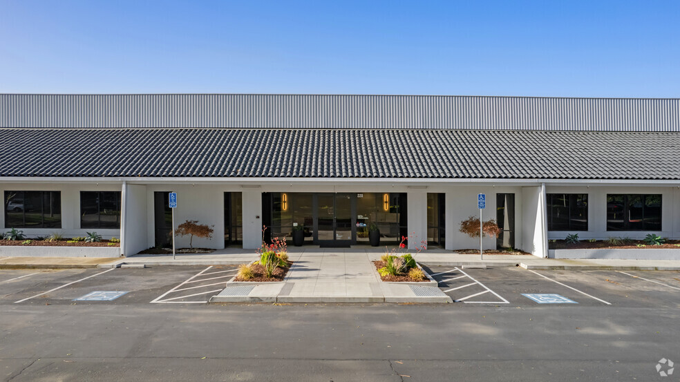 220 Humboldt Ct, Sunnyvale, CA for lease - Building Photo - Image 1 of 5