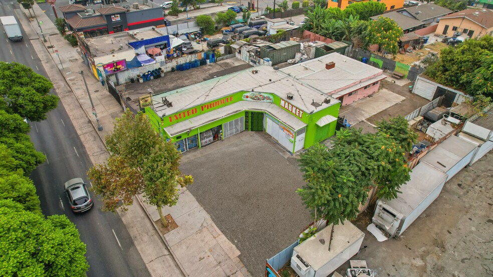 222 E Manchester Ave, Los Angeles, CA for sale - Building Photo - Image 1 of 8