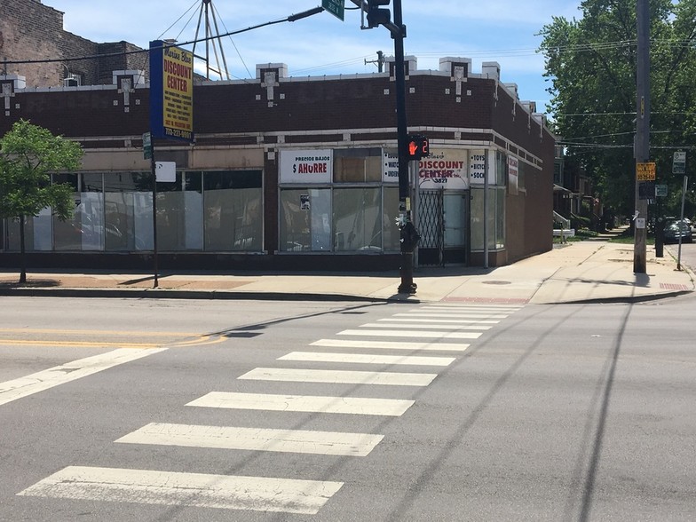 3819-3823 W Fullerton Ave, Chicago, IL for sale - Primary Photo - Image 1 of 1