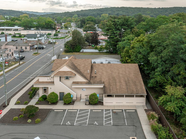 388 Broad St, Bristol, CT for sale - Building Photo - Image 2 of 34