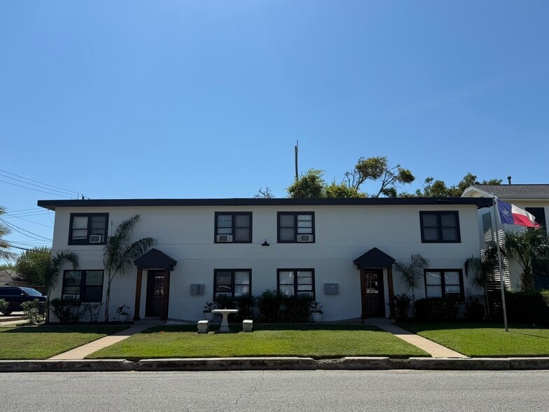 5103 Avenue O, Galveston, TX for sale - Building Photo - Image 2 of 24