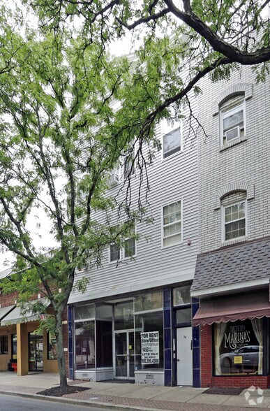 74 E Cherry St, Rahway, NJ for sale - Primary Photo - Image 1 of 1