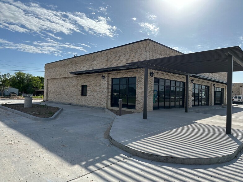4367 E US Highway 83, Rio Grande City, TX for lease - Building Photo - Image 3 of 4