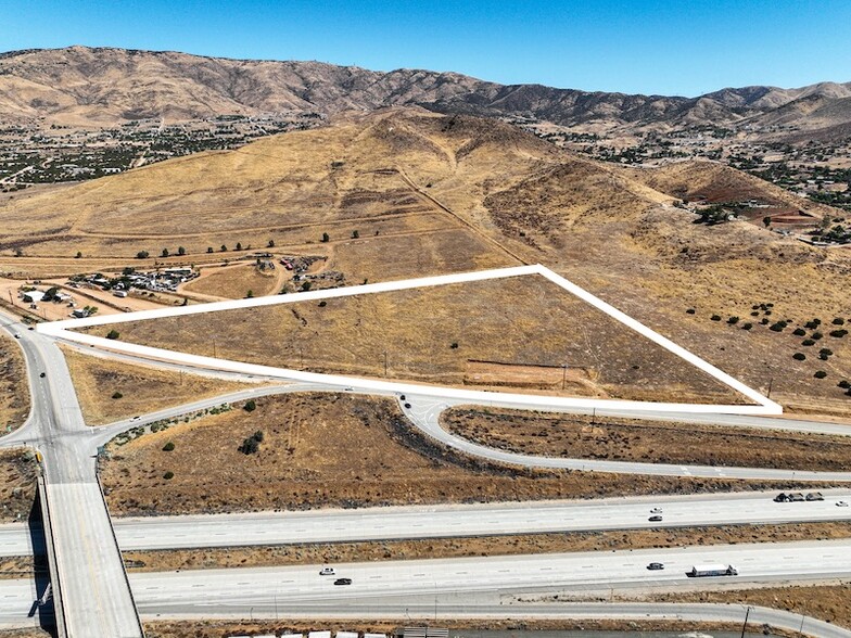 Ward Road Sierra Highway, Acton, CA for sale - Building Photo - Image 1 of 7