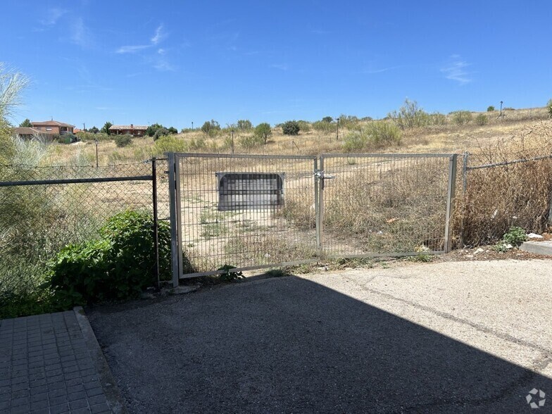 Land in Navas del Rey, Madrid for sale - Building Photo - Image 3 of 5