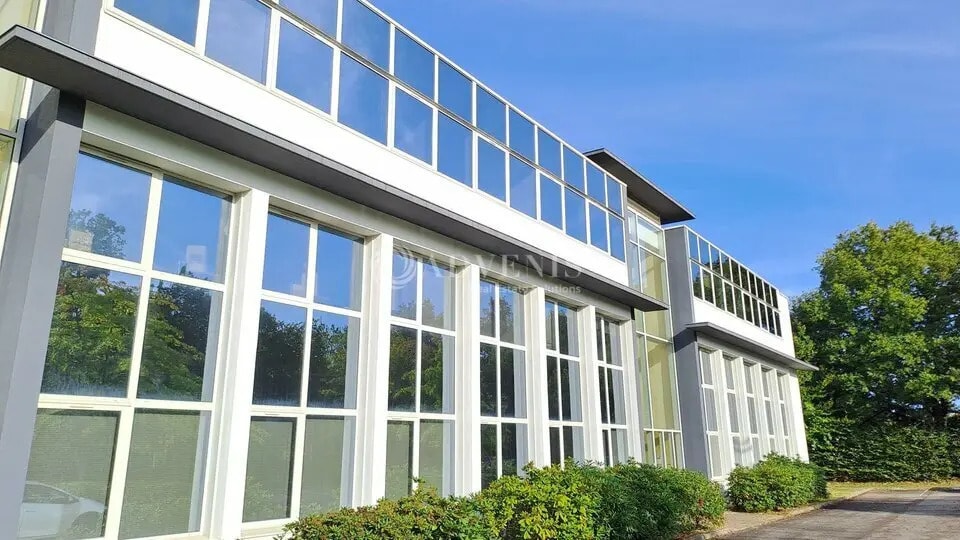 Office in Carquefou for sale - Building Photo - Image 1 of 6