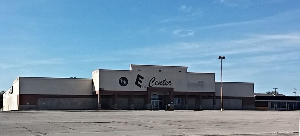 704-710 Edwards Dr, Harker Heights, TX for sale - Building Photo - Image 1 of 1