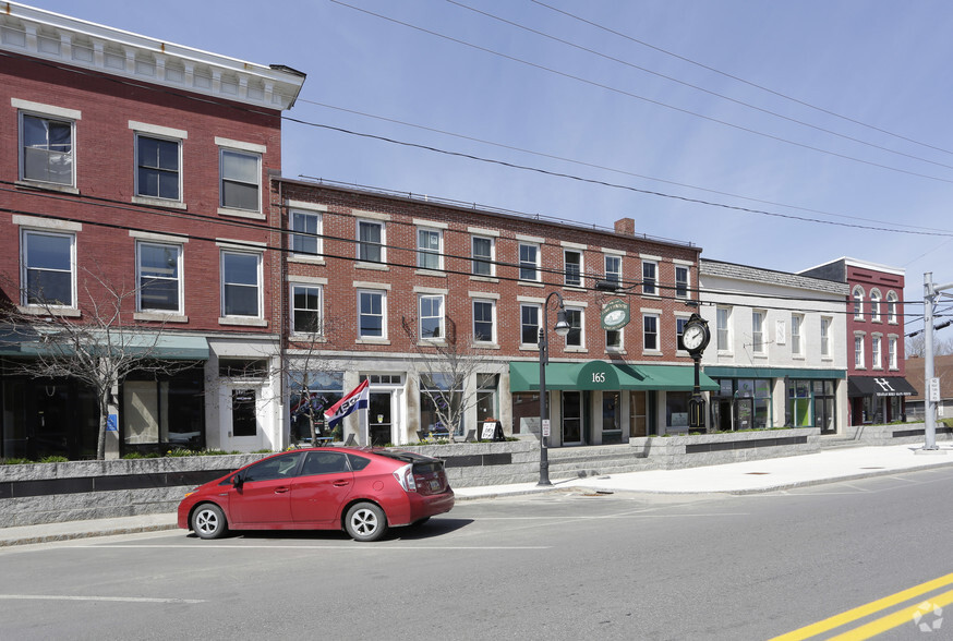 165-169 Main St, Thomaston, ME for sale - Primary Photo - Image 1 of 1