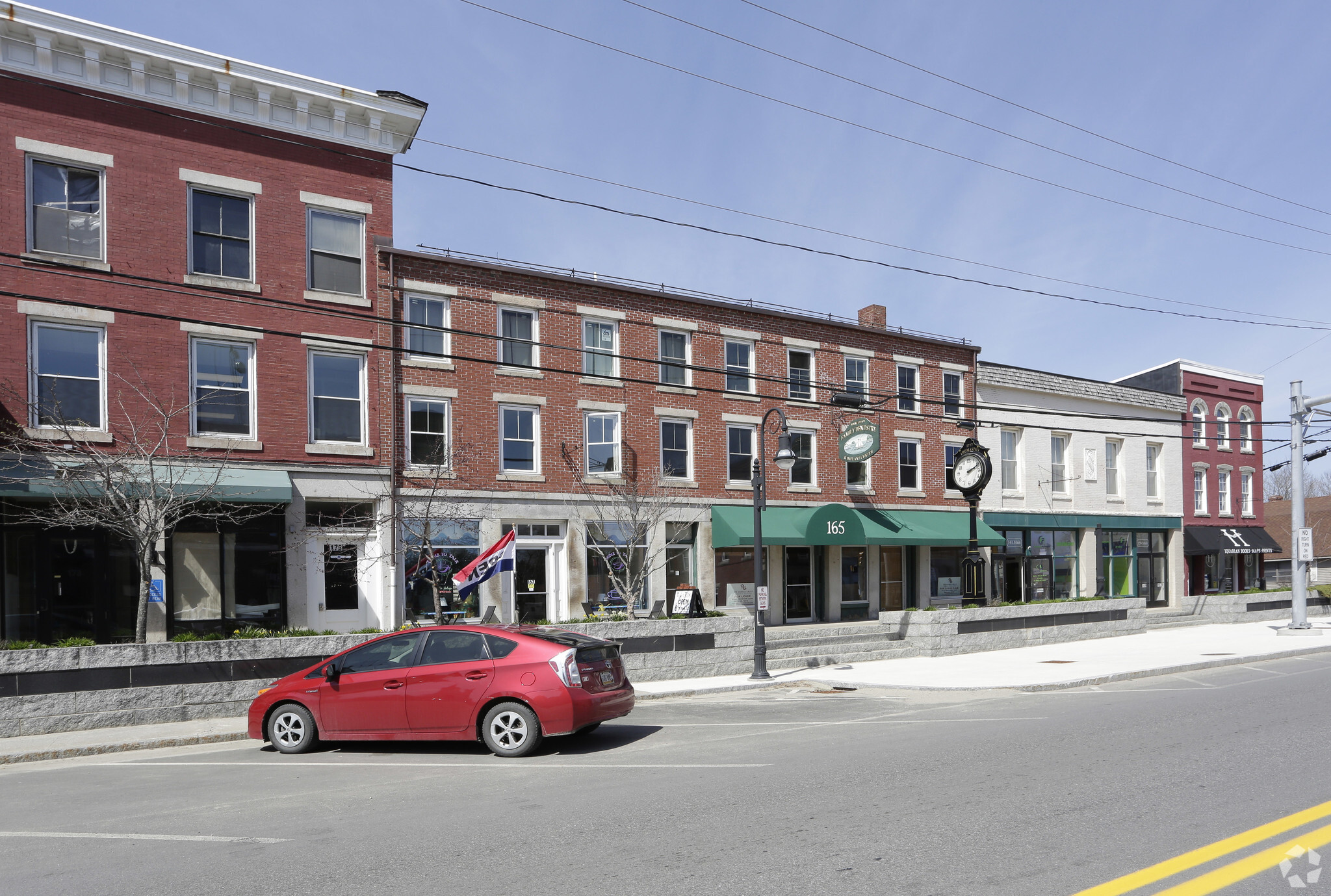 165-169 Main St, Thomaston, ME for sale Primary Photo- Image 1 of 1