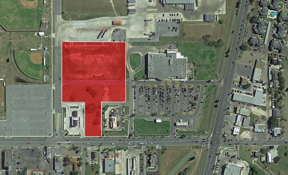 Westgate Dr, Weslaco, TX 78596