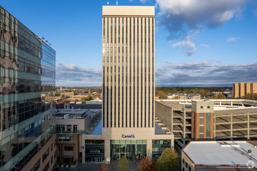 101 N Main St, Greenville, SC for lease - Building Photo - Image 1 of 18