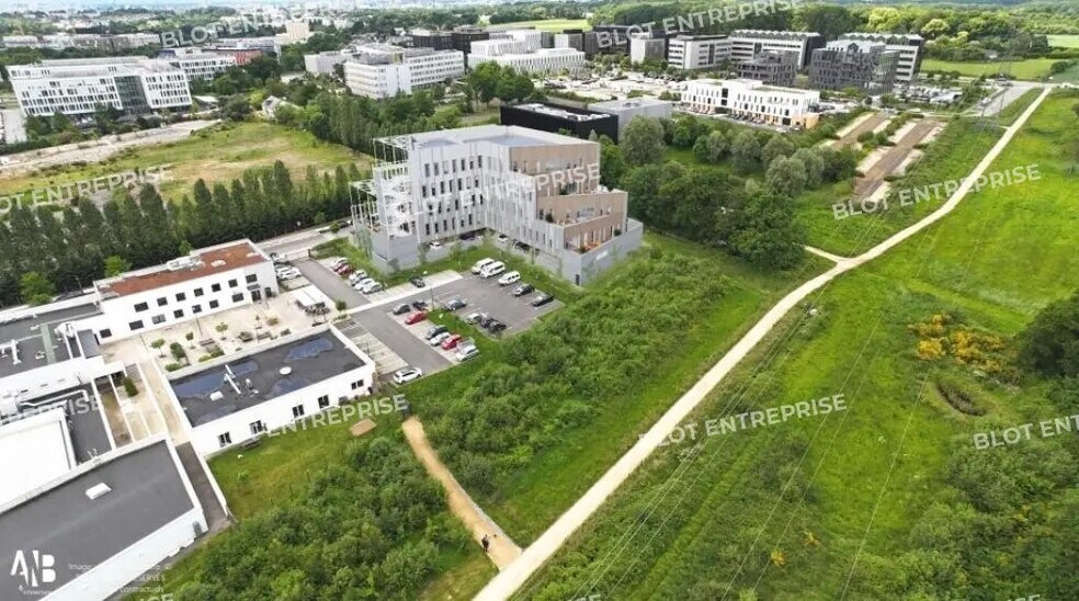 Office in Cesson-Sévigné for lease - Aerial - Image 3 of 20