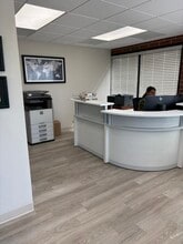 31632 N Ellis Dr, Volo, IL for lease Interior Photo- Image 2 of 11