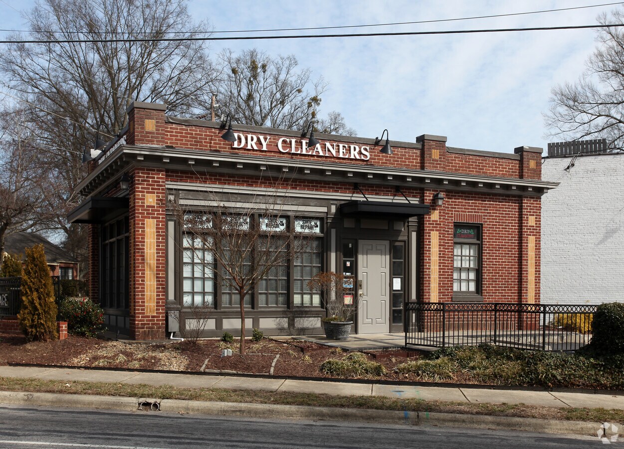 25132525 Fairview Rd, Raleigh, NC 27608