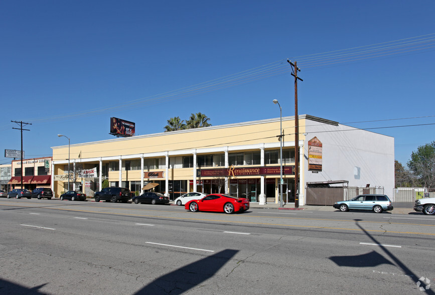 22531-22545 Ventura Blvd, Woodland Hills, CA for lease - Primary Photo - Image 1 of 3