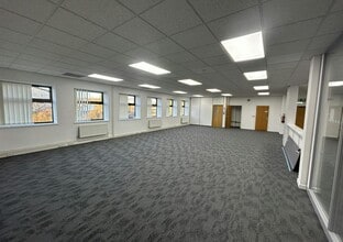 Kingsway, Gateshead for lease Interior Photo- Image 2 of 2
