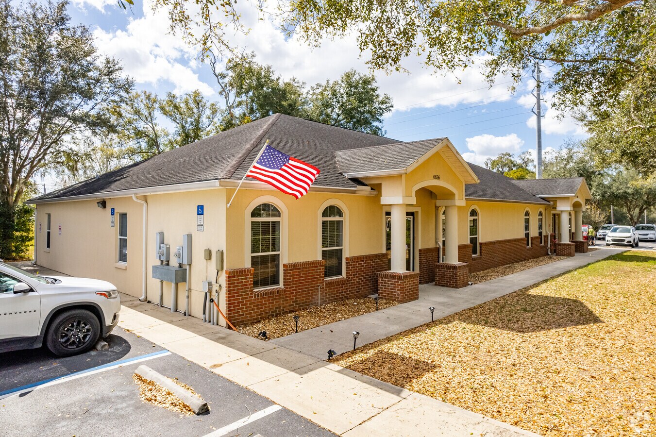 6836 Medical View Ln, Zephyrhills, FL 33542