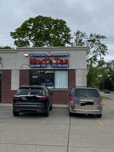 24602-24636 W Warren St, Dearborn Heights, MI for lease Building Photo- Image 2 of 8