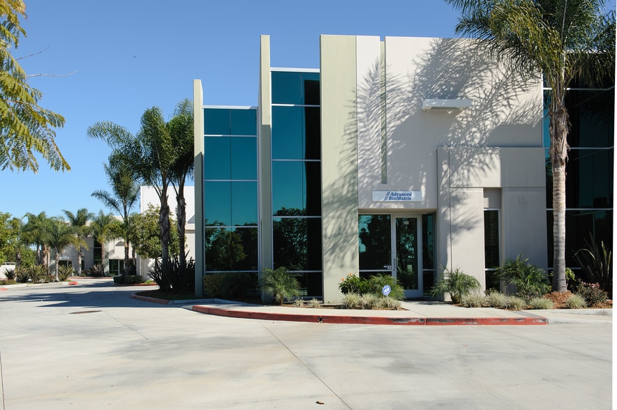 5900 Sea Lion Pl, Carlsbad, CA for lease - Building Photo - Image 2 of 7