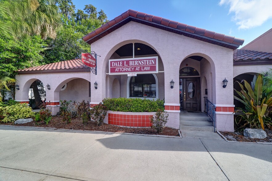 5801 Main St, New Port Richey, FL for sale - Building Photo - Image 1 of 8