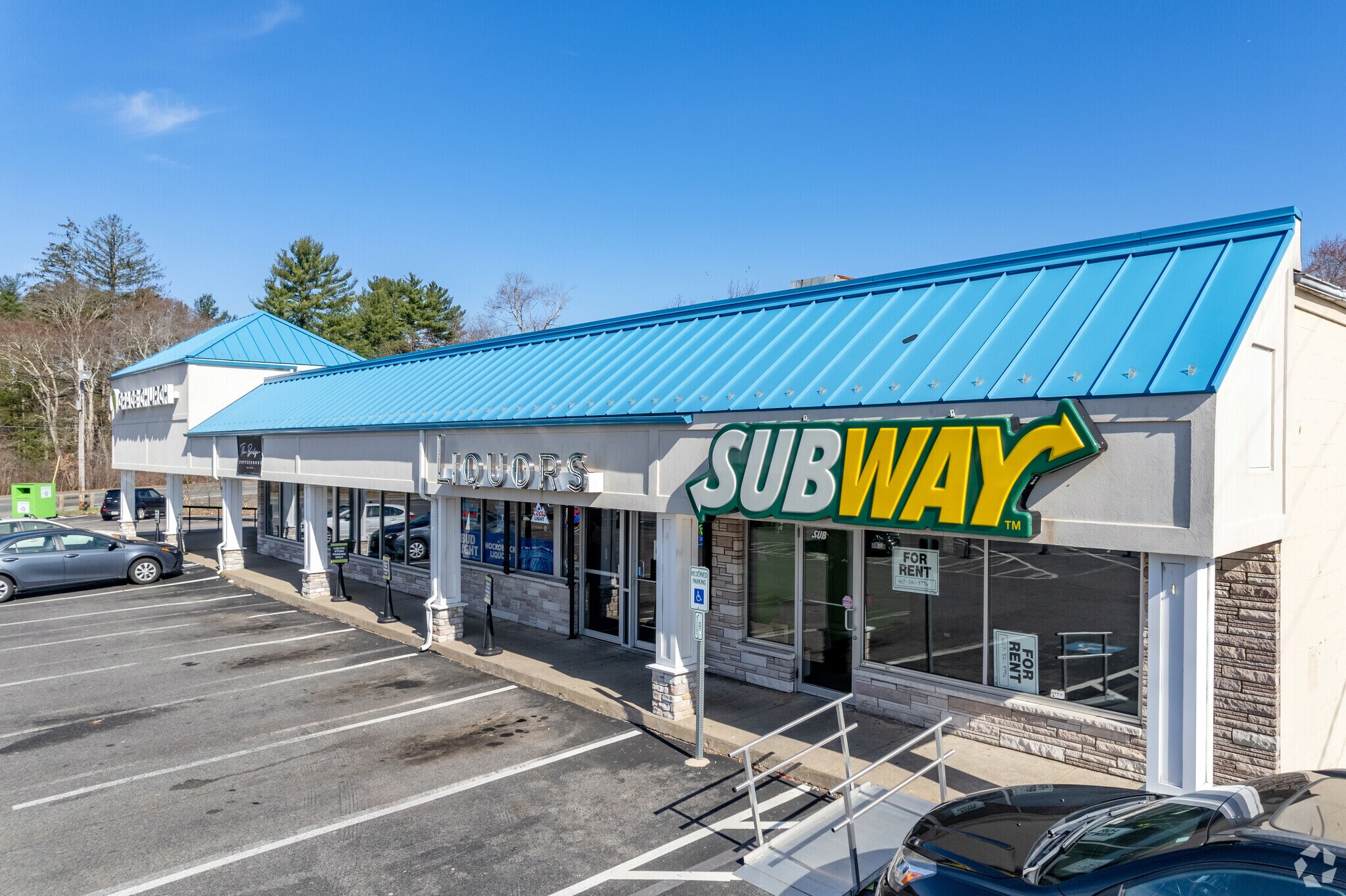 233-239 W Center St, West Bridgewater, MA for sale Primary Photo- Image 1 of 1