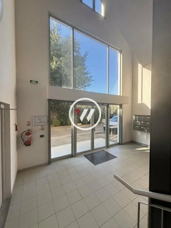 Office in Aubagne for lease Lobby- Image 1 of 12