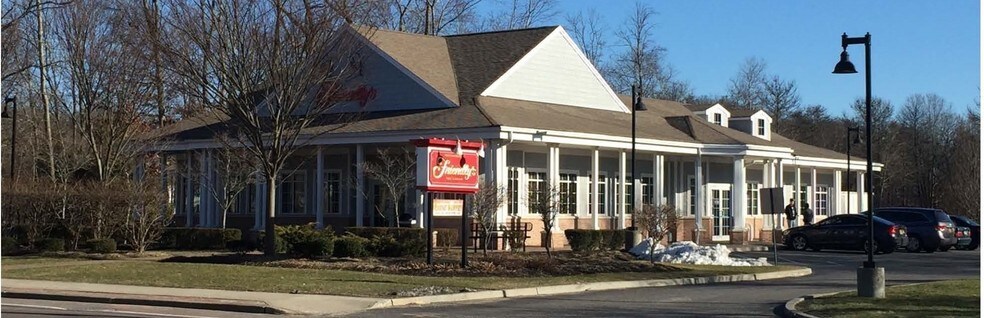 149 W Montauk Hwy Hampton Bays Ny 11946 - Retail For Sale Loopnetcom