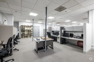 6321-6325 N Avondale Ave, Chicago, IL for lease Interior Photo- Image 2 of 7