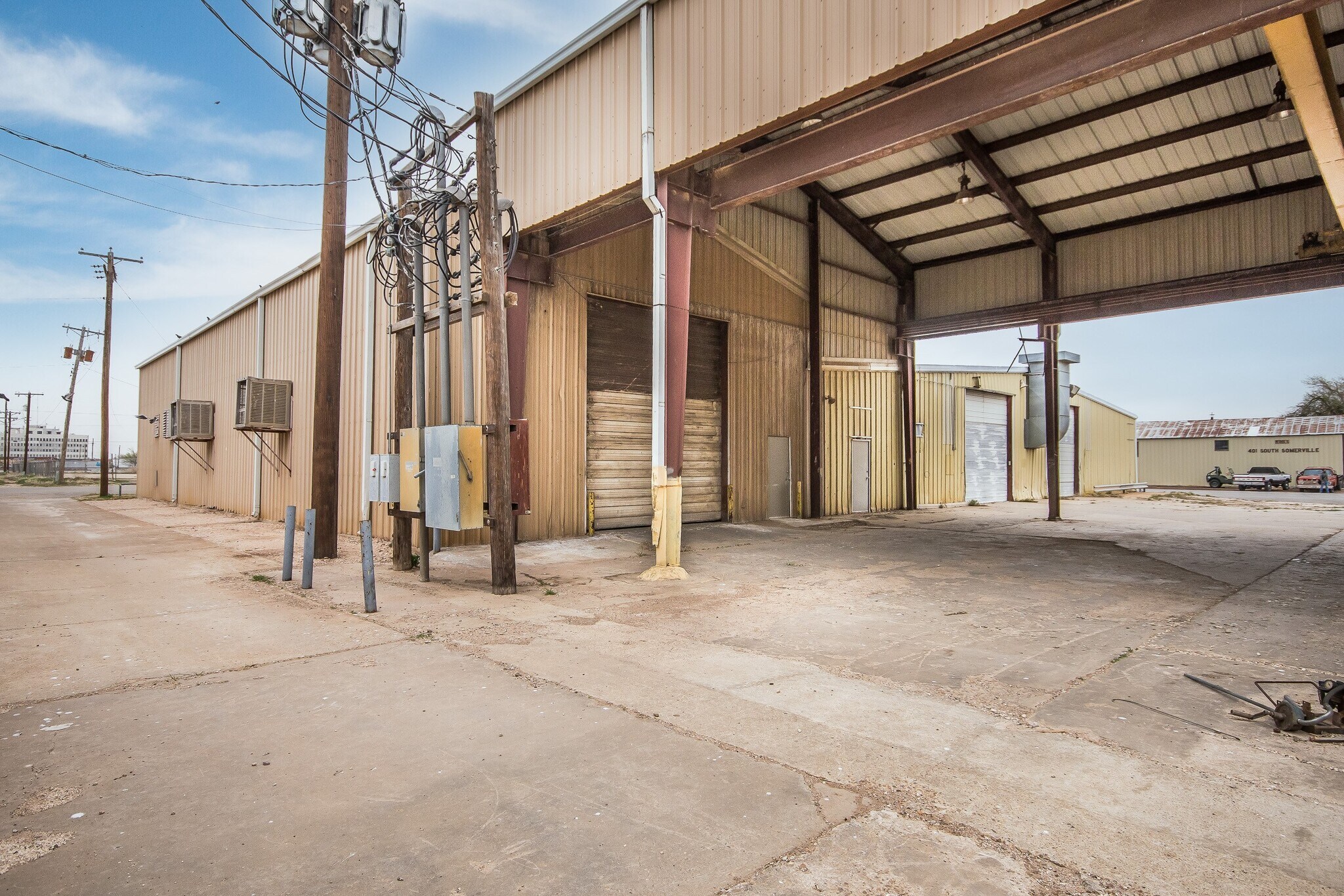 423 S Gray St, Pampa, TX 79065 Industrial for Sale