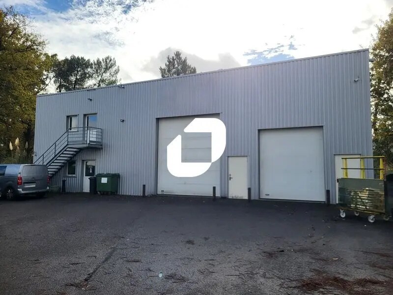 Office in Pessac for lease Building Photo- Image 1 of 14