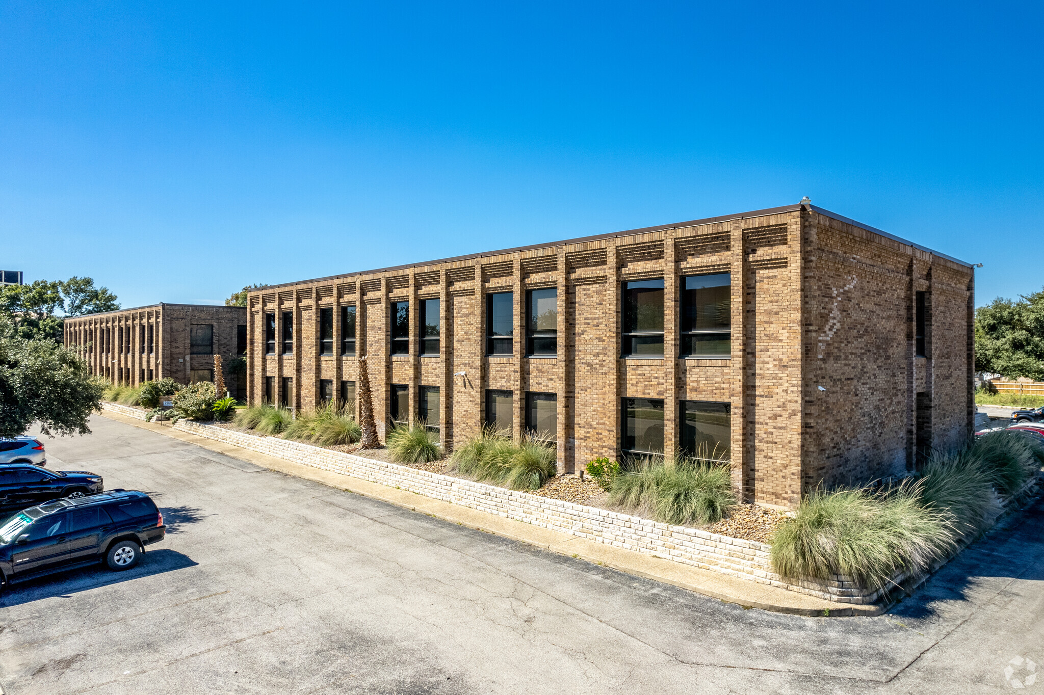 2929 Mossrock Dr, San Antonio, TX for lease Building Photo- Image 1 of 10