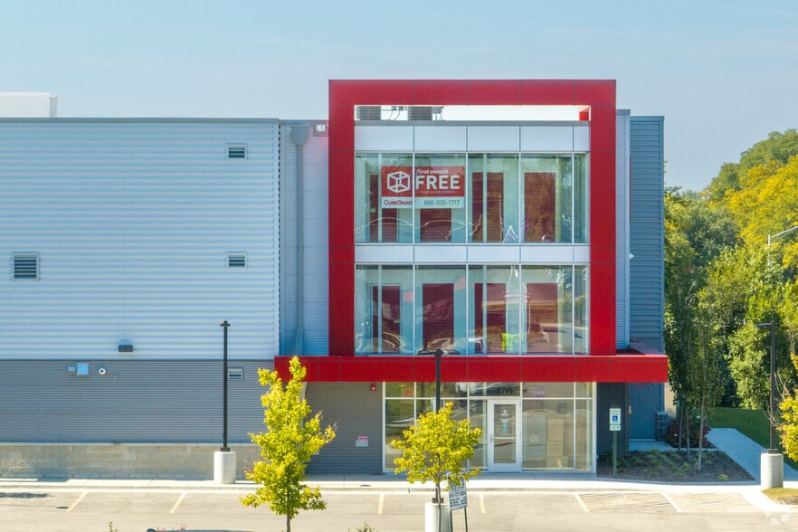 529 Boughton rd, Bolingbrook, IL for lease - Building Photo - Image 3 of 7