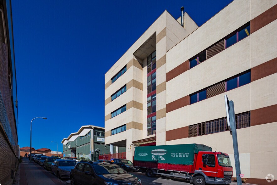 Industrial in Madrid, Madrid for sale - Primary Photo - Image 1 of 1