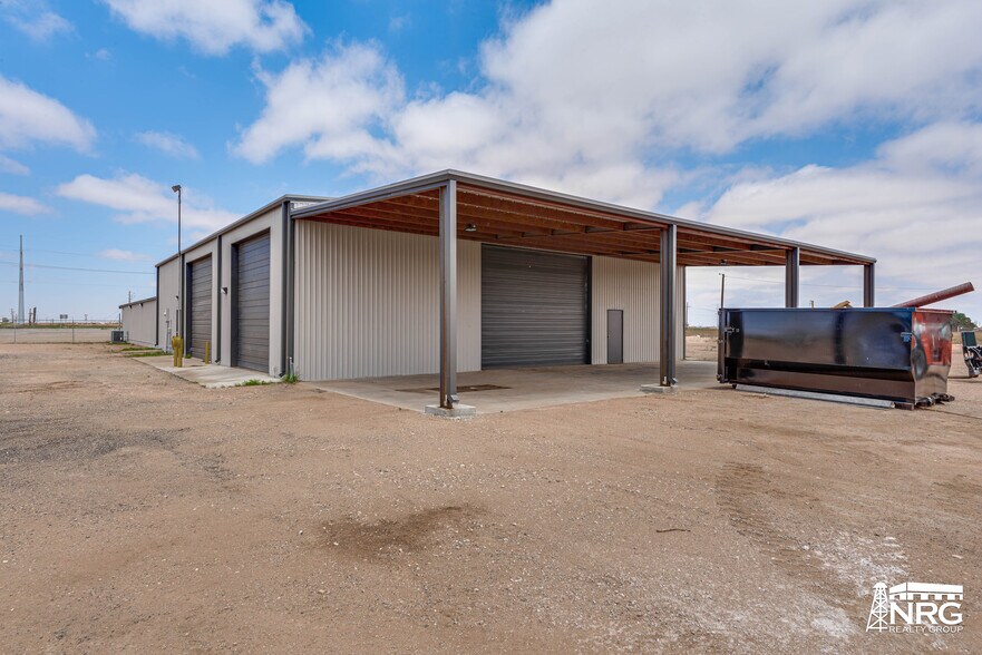 3334 S Service Rd, Stanton, TX for lease - Building Photo - Image 3 of 15