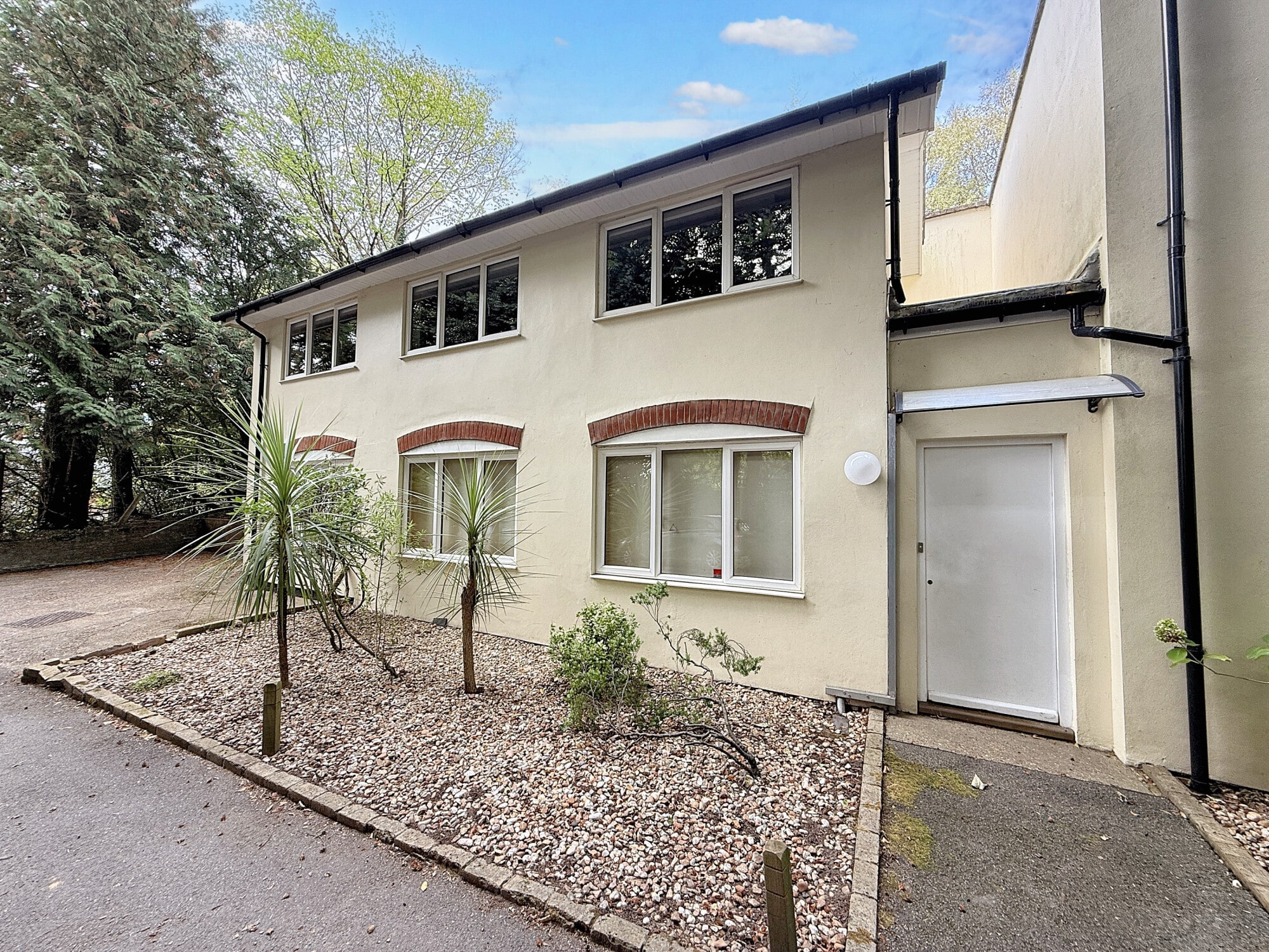 Pebble Close, Tadworth for sale Building Photo- Image 1 of 1