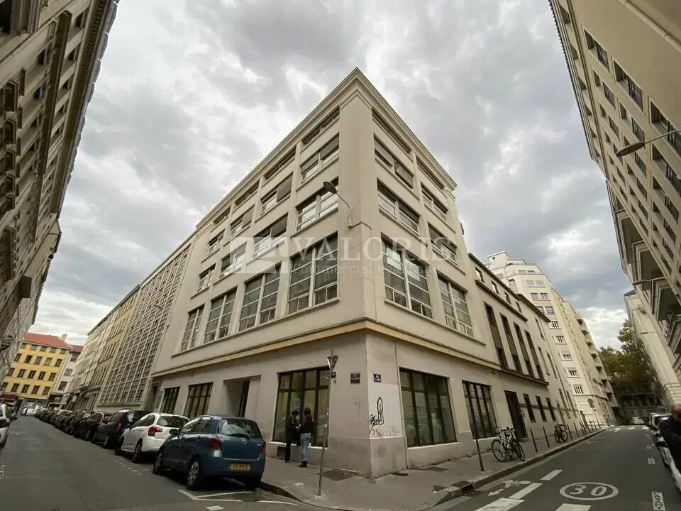 Office in Lyon for lease Building Photo- Image 1 of 5