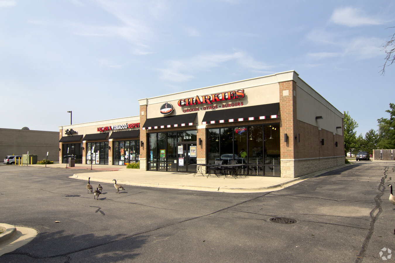 570 N Schmale Rd, Carol Stream, IL 60188 - Retail for Lease | LoopNet