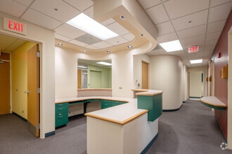 2 E Rollins Rd, Round Lake Beach, IL for lease Interior Photo- Image 1 of 6