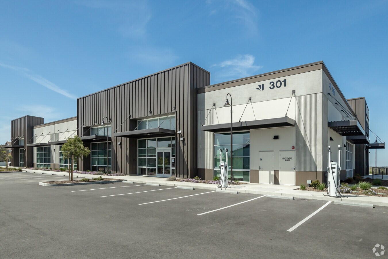 301 Mace Blvd, Davis, CA 95618 Office For Sale