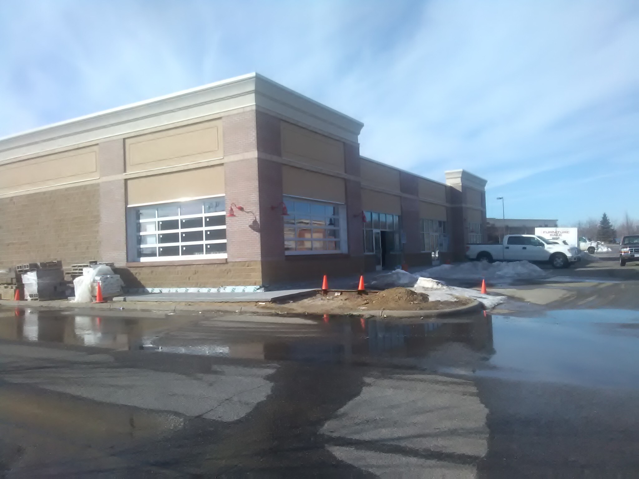 617 Apollo Dr, Lino Lakes, MN for sale Primary Photo- Image 1 of 1