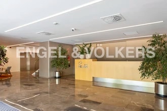 Office in Sant Cugat del Vallès, Barcelona for lease Interior Photo- Image 1 of 5