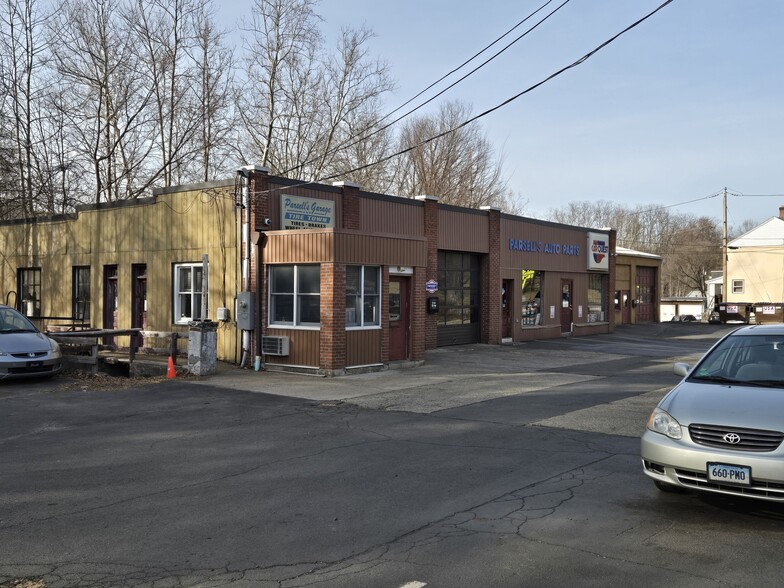 616 Main St S, Southbury, CT for sale - Primary Photo - Image 1 of 7