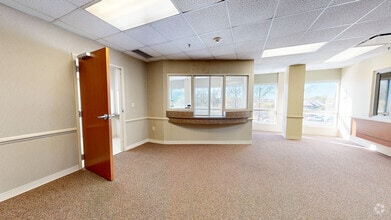 39 Franklin Rd, Hattiesburg, MS for lease Matterport 3D Scan- Image 1 of 5
