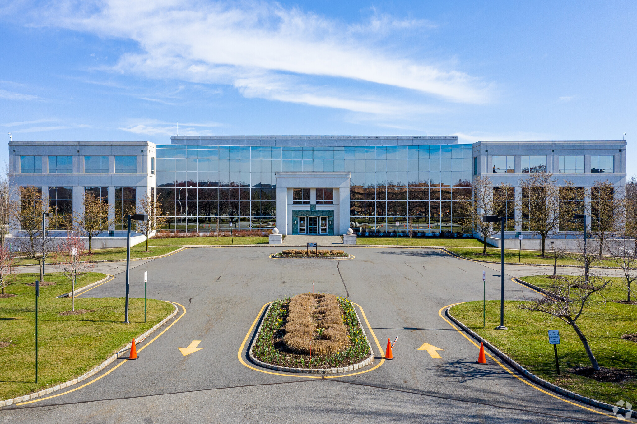 2 Hilton Ct, Parsippany, NJ for sale Building Photo- Image 1 of 1