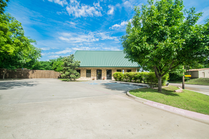 1000 Johnson St, Denton, TX for sale - Building Photo - Image 1 of 1