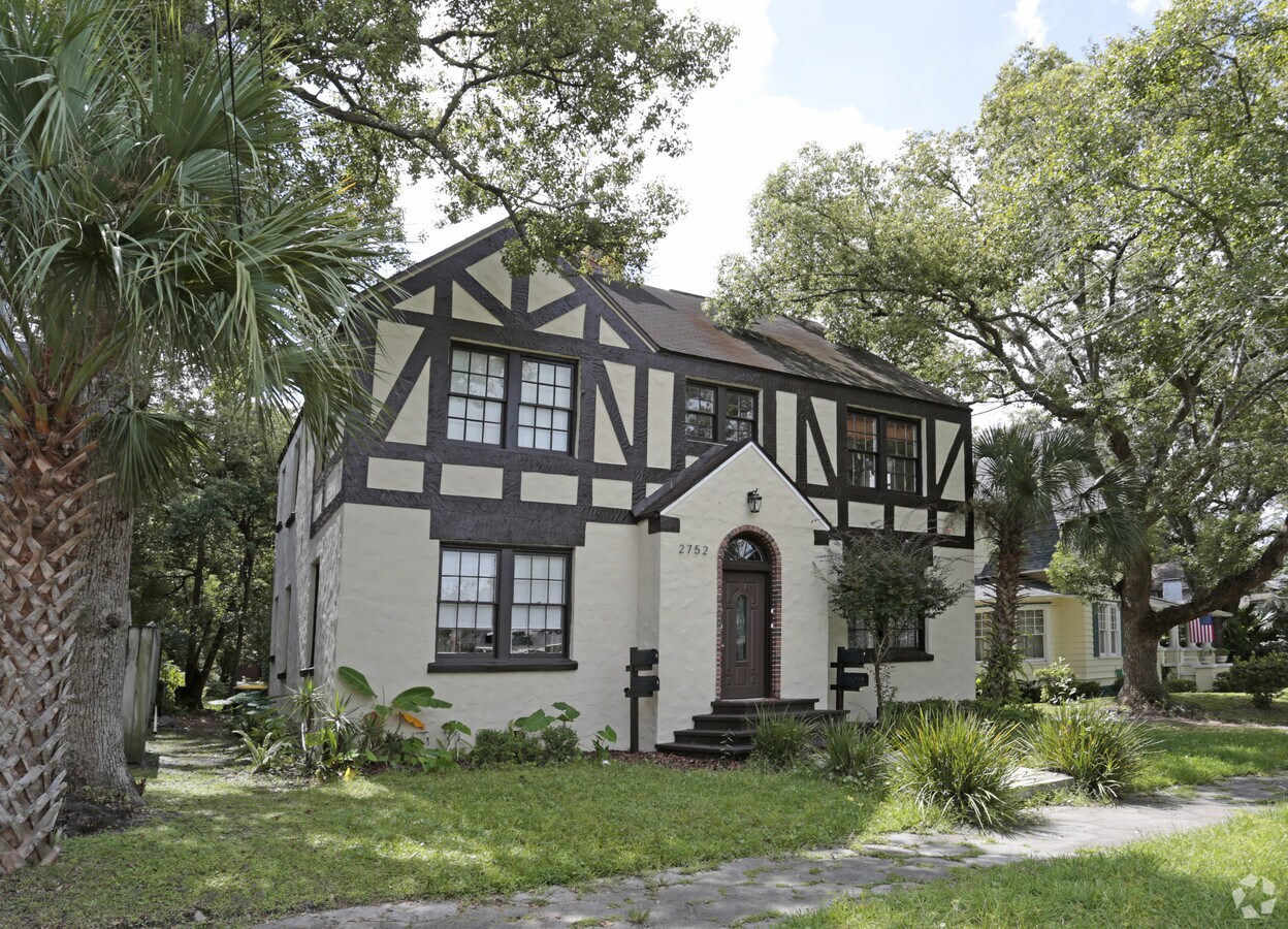 2752 Herschel St, Jacksonville, FL 32205