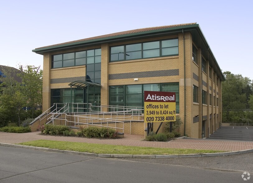 Barley Way, Fleet for lease - Primary Photo - Image 1 of 2