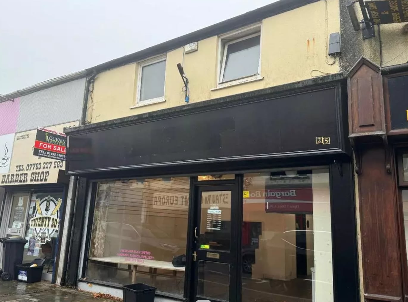 25 Commercial St, Tredegar for sale Primary Photo- Image 1 of 1