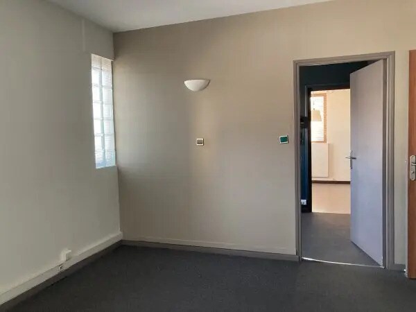 Office in Perpignan for sale - Interior Photo - Image 3 of 4